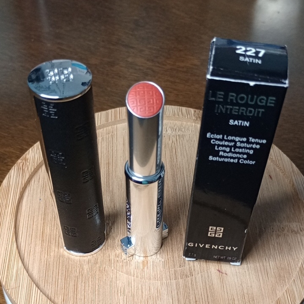 Givenchy Satin Lipstick - 227 Rose Infusé NIB